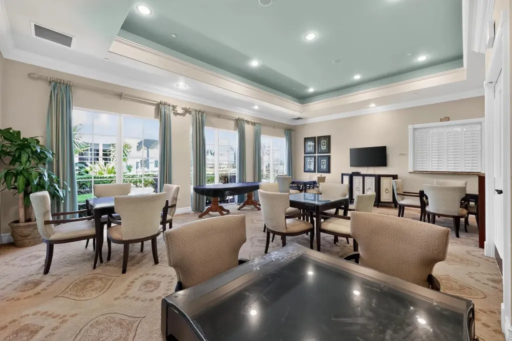 143 Isle Verde Way Palm Beach Gardens FL 33418