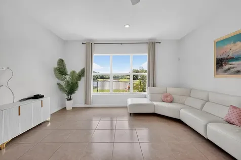 143 Isle Verde Way Palm Beach Gardens FL 33418