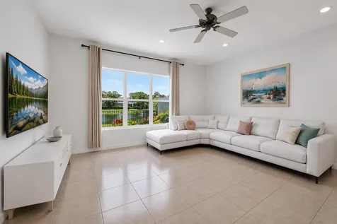 143 Isle Verde Way Palm Beach Gardens FL 33418