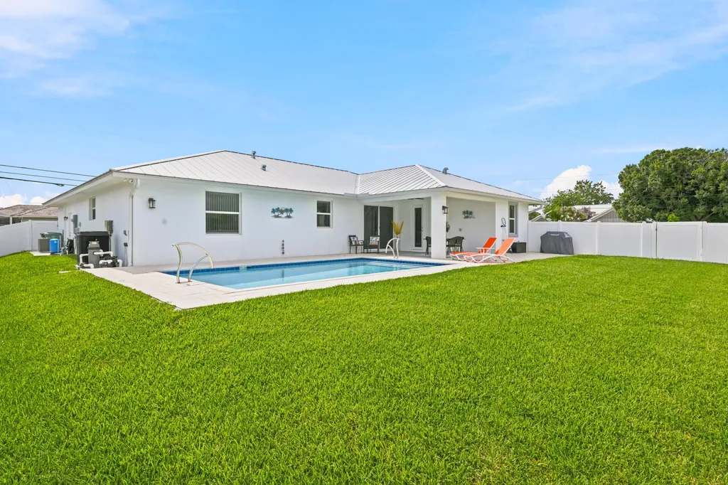 4282 SW Earnest Street Port St Lucie FL 34953