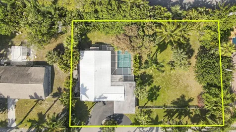 631 Lakeside Harbor Boynton Beach FL 33435