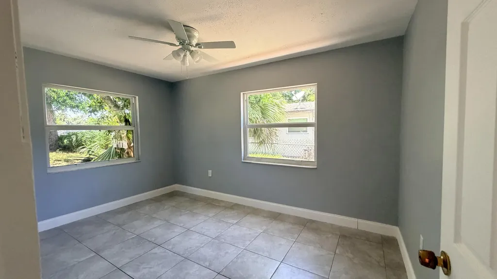 607 N 19th Street Fort Pierce FL 34950