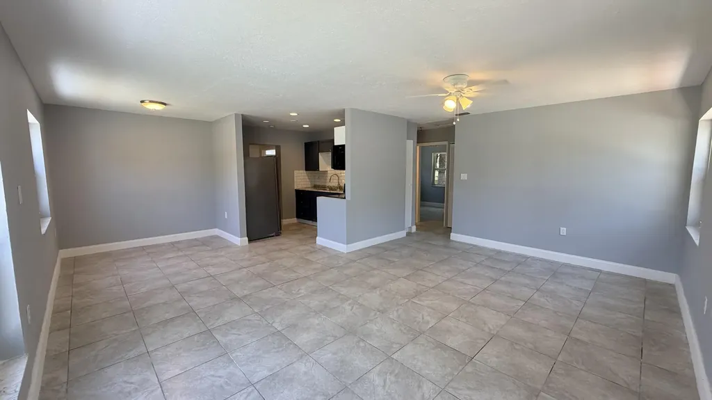 607 N 19th Street Fort Pierce FL 34950