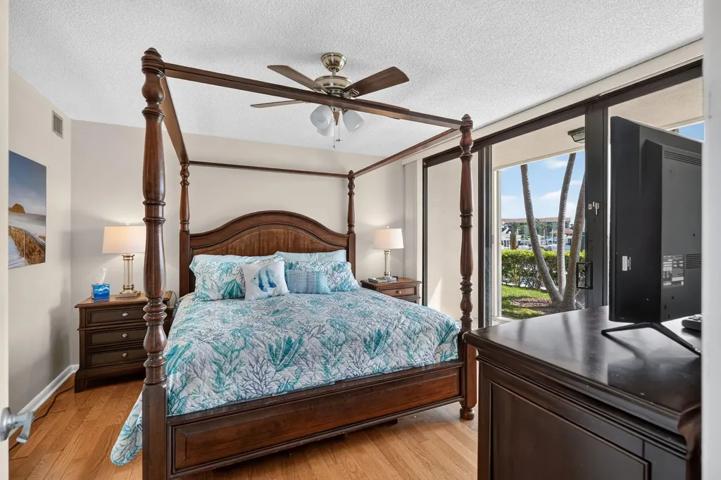 2401 Marina Isle Way Jupiter FL 33477