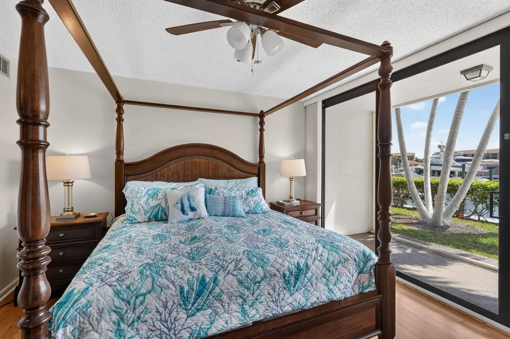 2401 Marina Isle Way Jupiter FL 33477