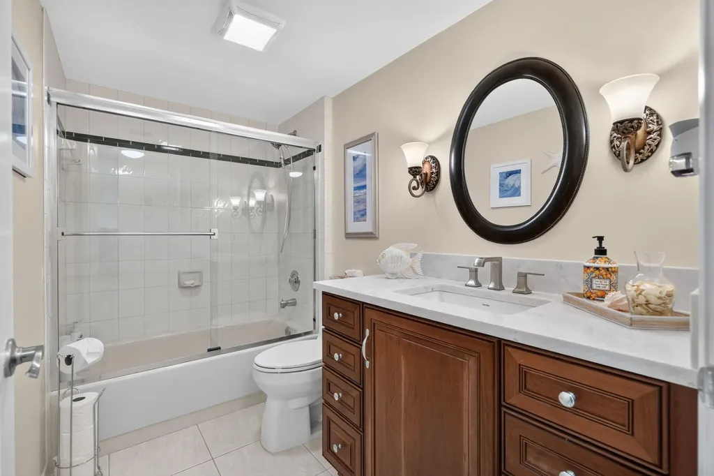 2401 Marina Isle Way Jupiter FL 33477