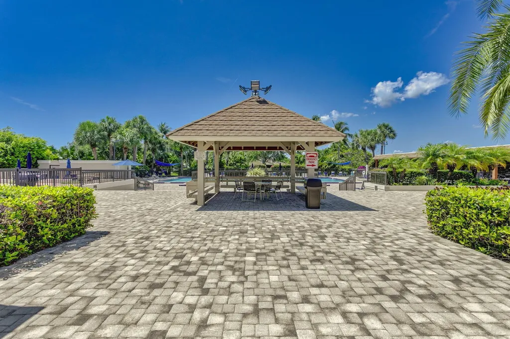 2401 Marina Isle Way Jupiter FL 33477
