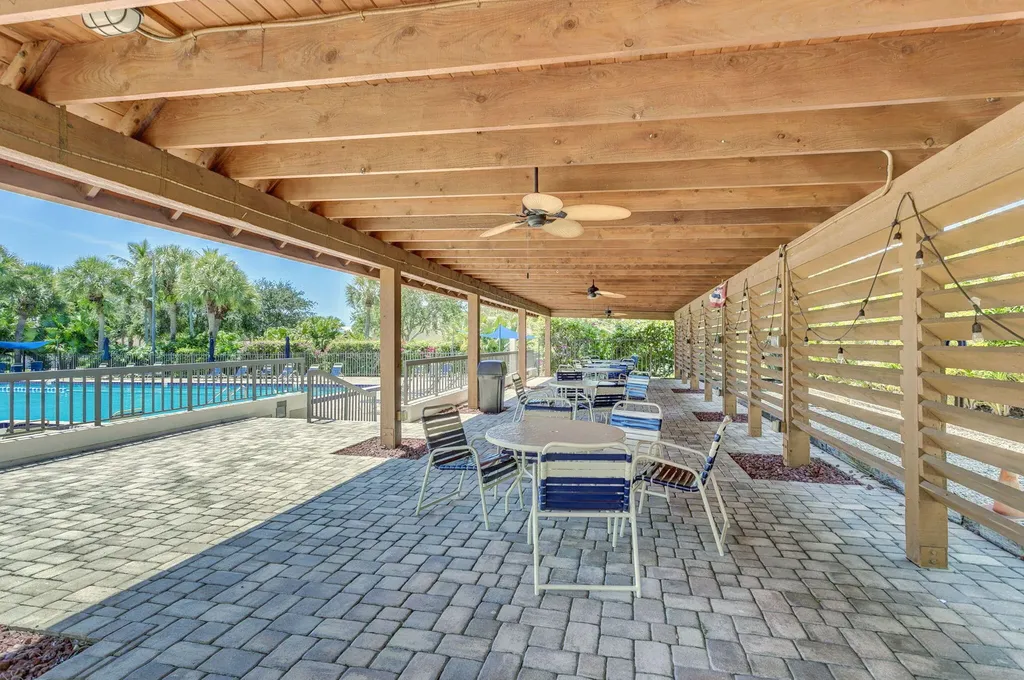2401 Marina Isle Way Jupiter FL 33477