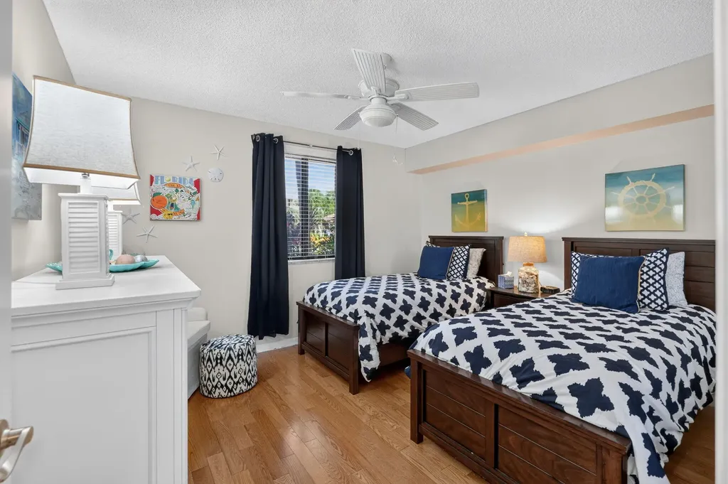 2401 Marina Isle Way Jupiter FL 33477