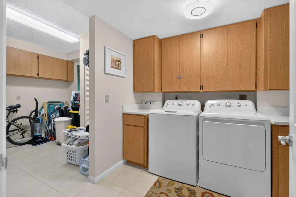 2401 Marina Isle Way Jupiter FL 33477