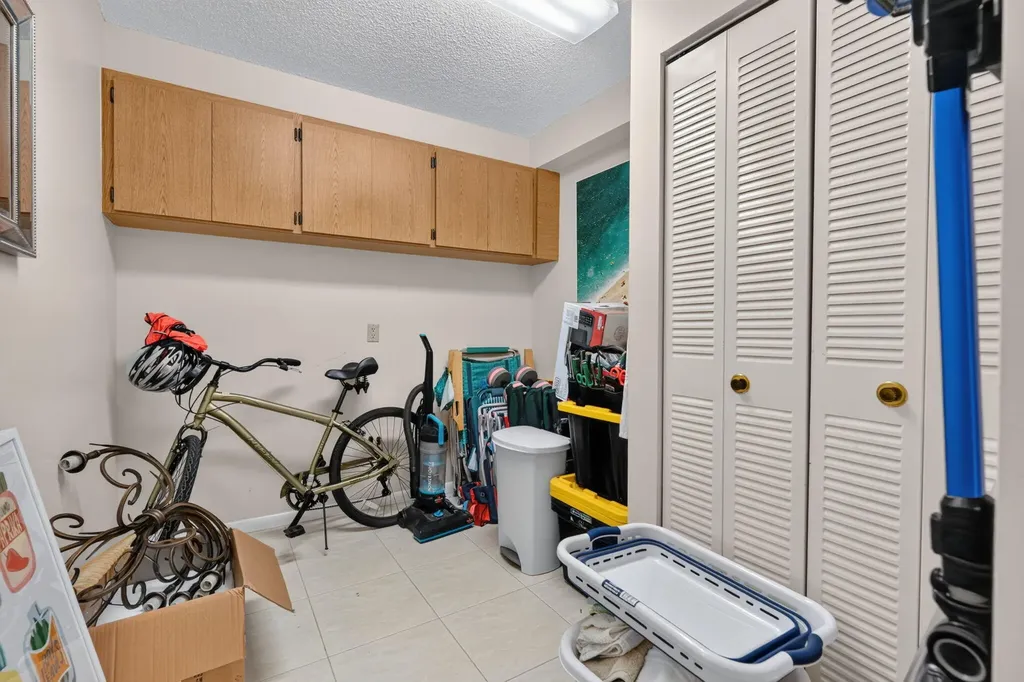 2401 Marina Isle Way Jupiter FL 33477