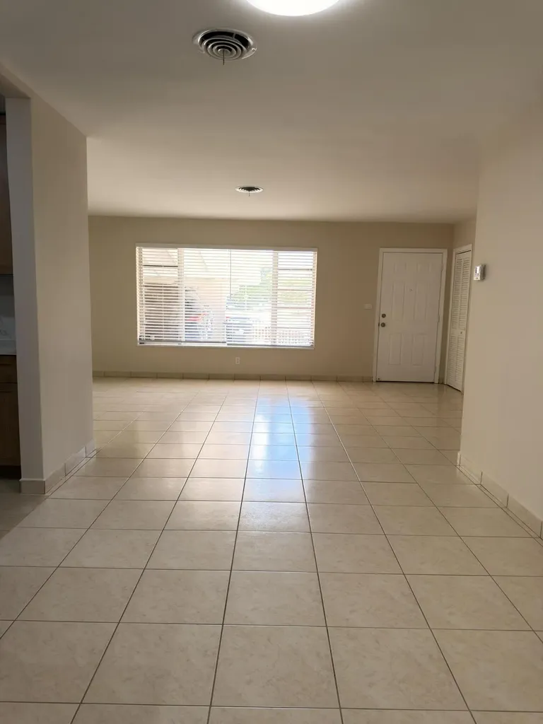 7500 SW 98th Court Miami FL 33173