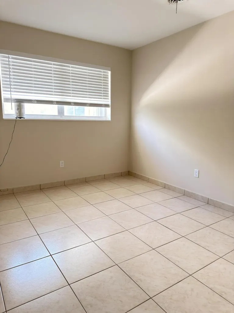 7500 SW 98th Court Miami FL 33173