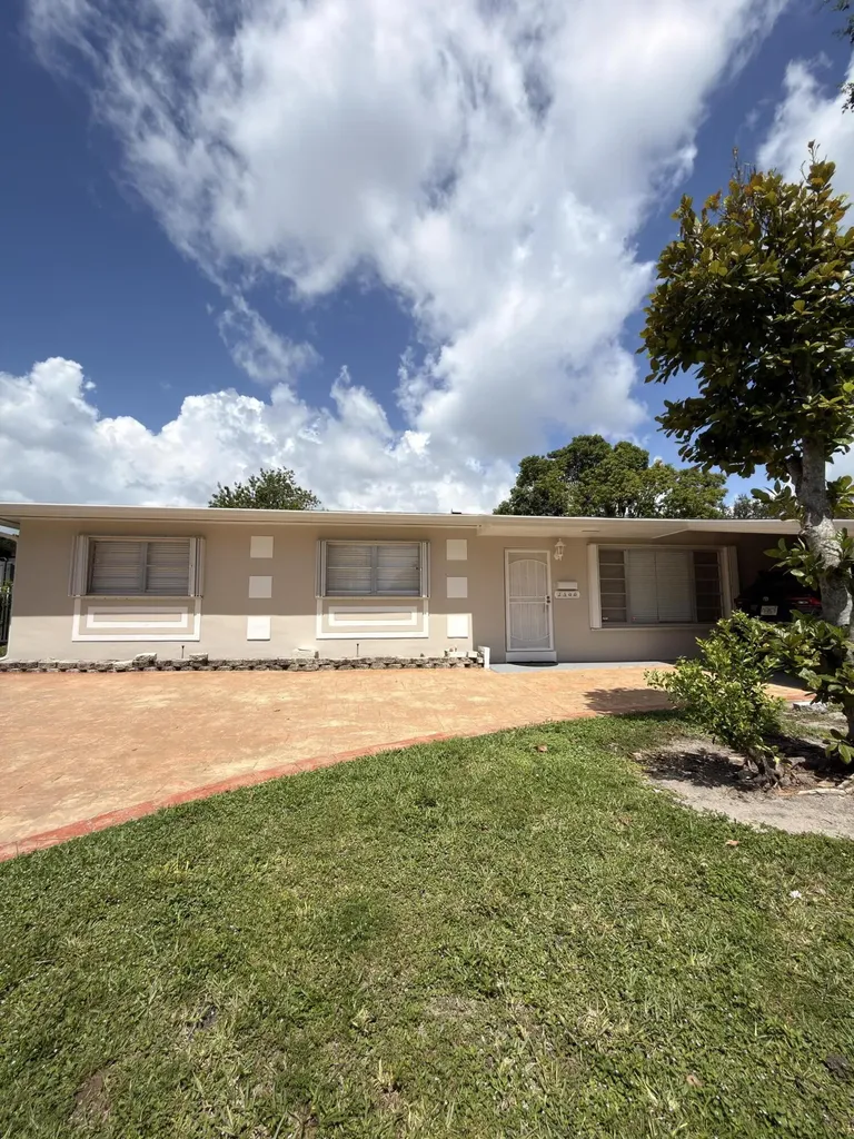 7500 SW 98th Court Miami FL 33173