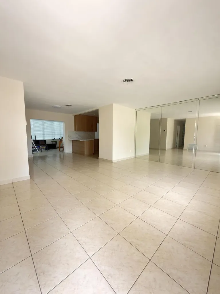 7500 SW 98th Court Miami FL 33173