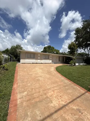 7500 SW 98th Court Miami FL 33173