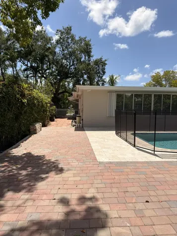 7500 SW 98th Court Miami FL 33173