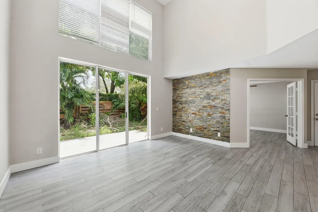 10837 NW 46th Drive Coral Springs FL 33076