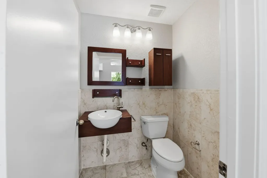 10837 NW 46th Drive Coral Springs FL 33076