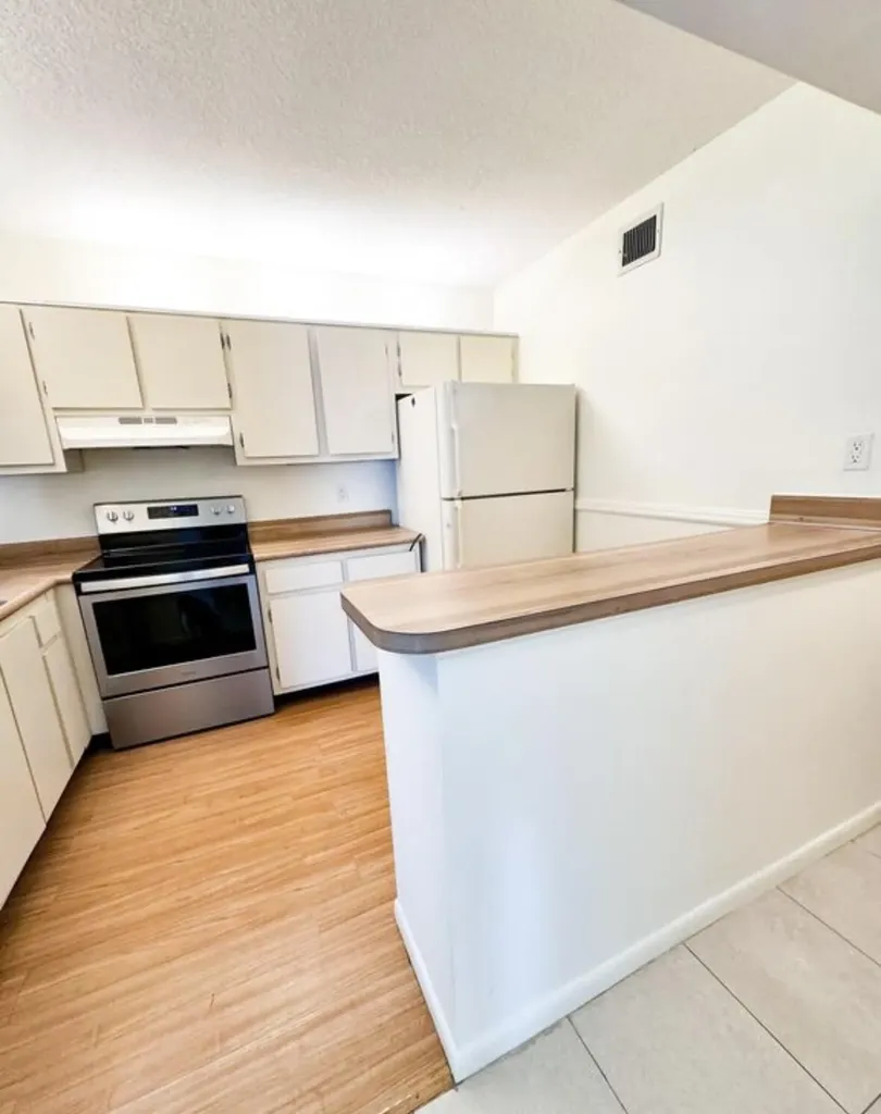 6271 Chasewood Drive Jupiter FL 33458