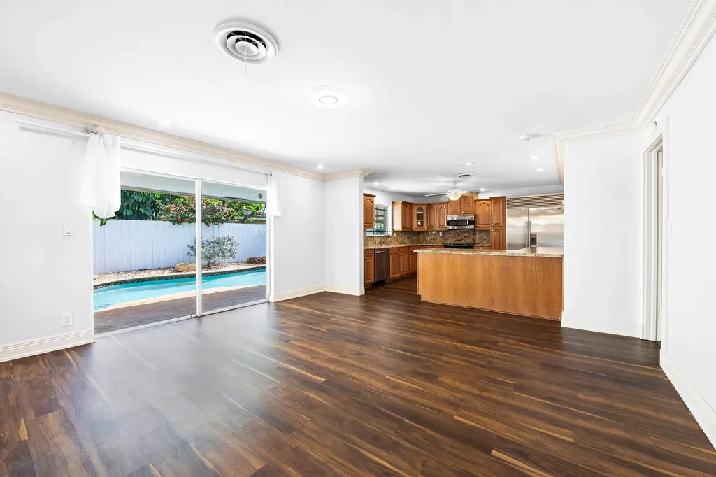 2011 NE 55th Street Fort Lauderdale FL 33308