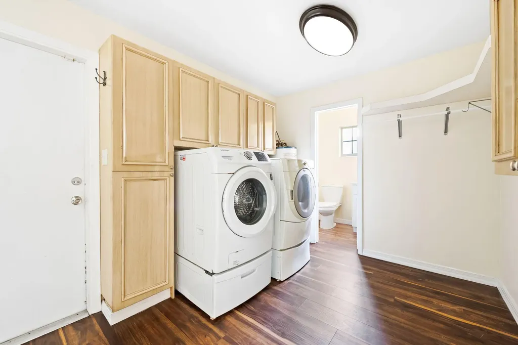 2011 NE 55th Street Fort Lauderdale FL 33308