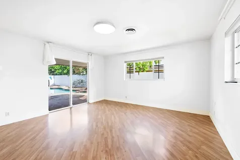 2011 NE 55th Street Fort Lauderdale FL 33308