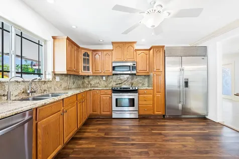 2011 NE 55th Street Fort Lauderdale FL 33308