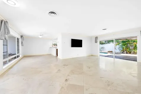 2011 NE 55th Street Fort Lauderdale FL 33308