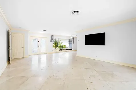 2011 NE 55th Street Fort Lauderdale FL 33308