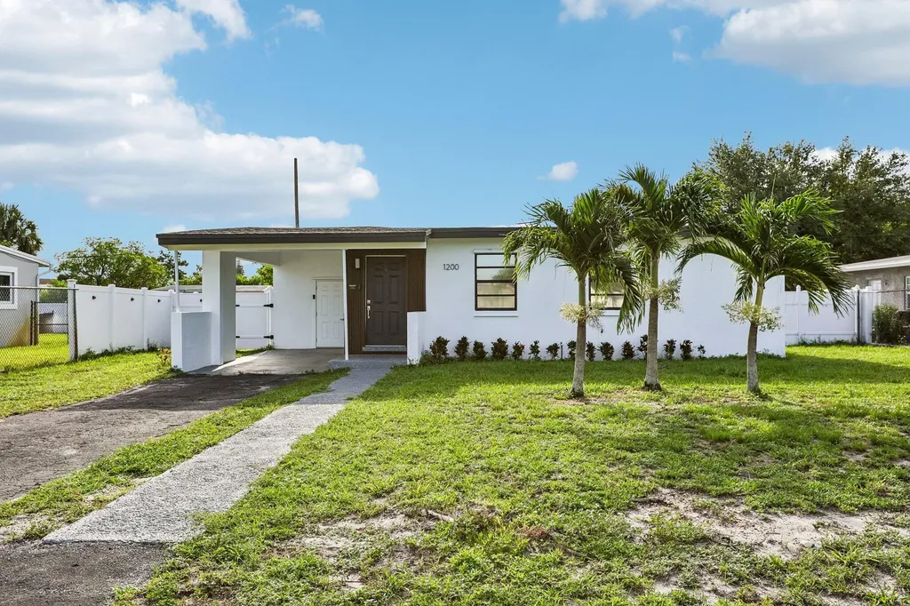 1200 NW 19th Avenue Fort Lauderdale FL 33311