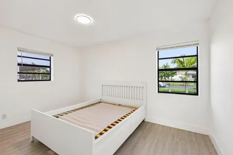 1200 NW 19th Avenue Fort Lauderdale FL 33311