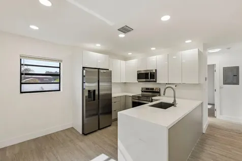 1200 NW 19th Avenue Fort Lauderdale FL 33311