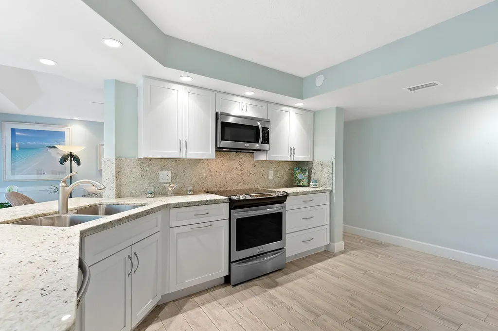 204 Sea Oats Drive Juno Beach FL 33408