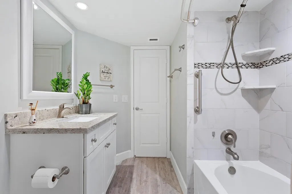 204 Sea Oats Drive Juno Beach FL 33408