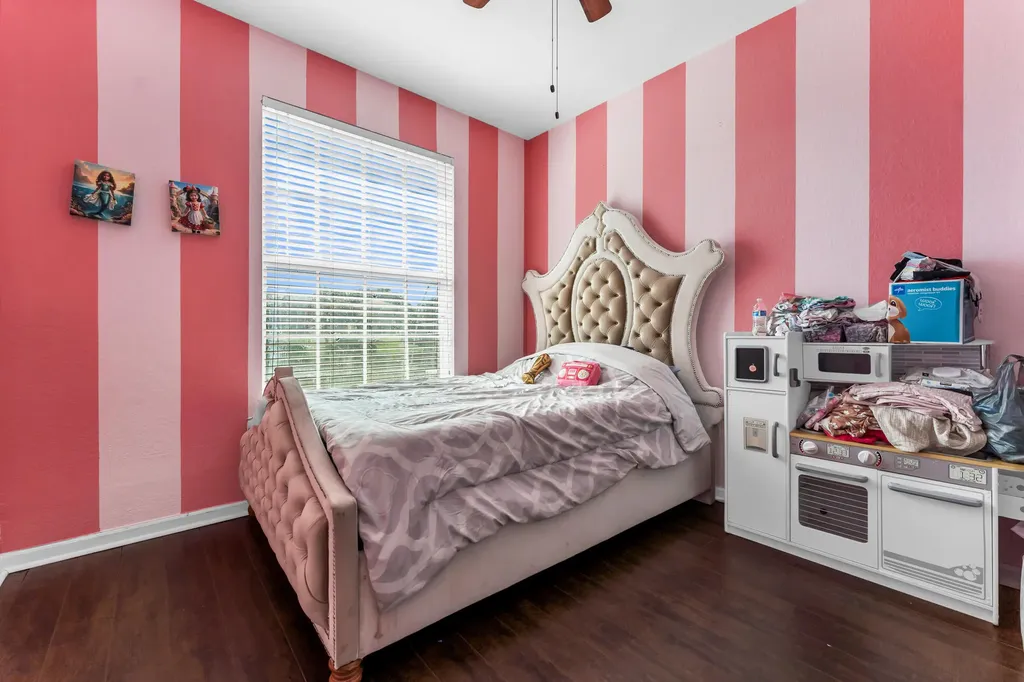 1723 NW 78th Way Pembroke Pines FL 33024