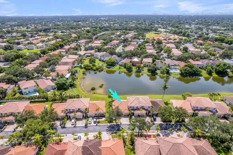 1723 NW 78th Way Pembroke Pines FL 33024