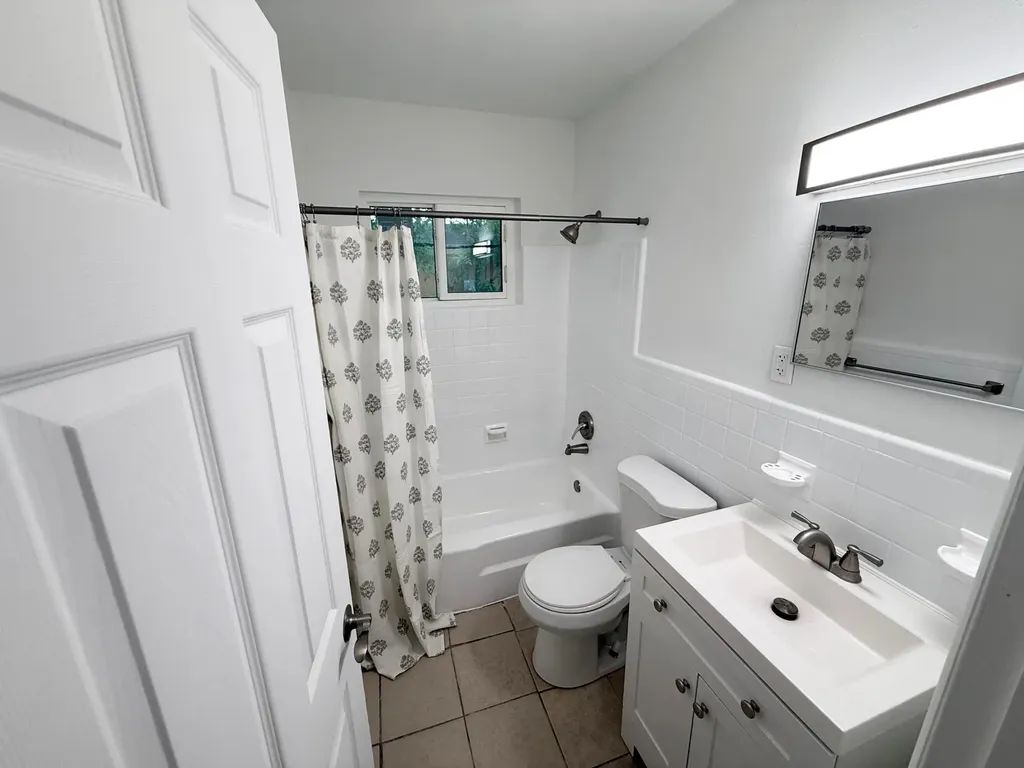 912 SE Tarpon Avenue Stuart FL 34994