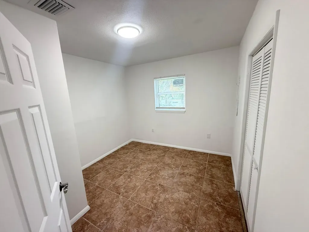 912 SE Tarpon Avenue Stuart FL 34994
