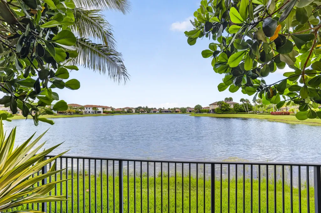 7984 NW 115th Way Parkland FL 33076