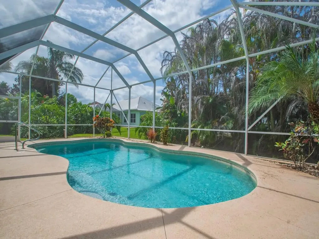 6566 35th Place Vero Beach FL 32966