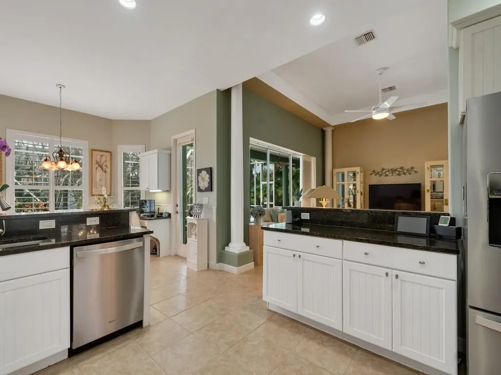 6566 35th Place Vero Beach FL 32966