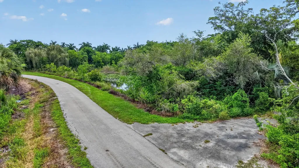 2262 Prarieview Drive Loxahatchee FL 33470