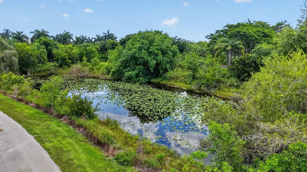 2262 Prarieview Drive Loxahatchee FL 33470