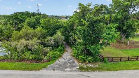 2262 Prarieview Drive Loxahatchee FL 33470