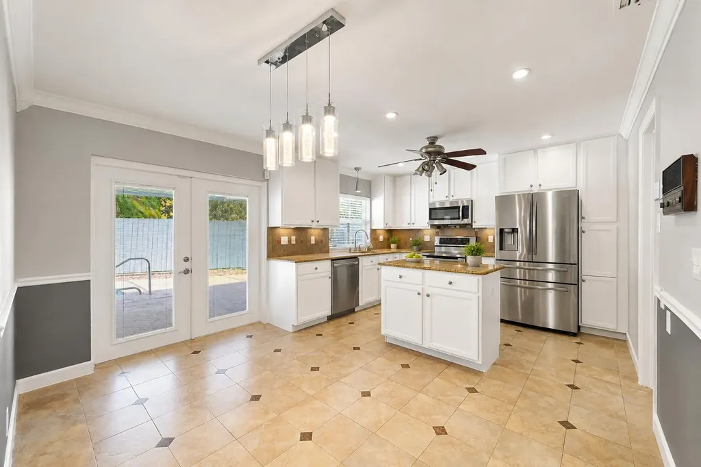 5831 NW 56th Place Tamarac FL 33319