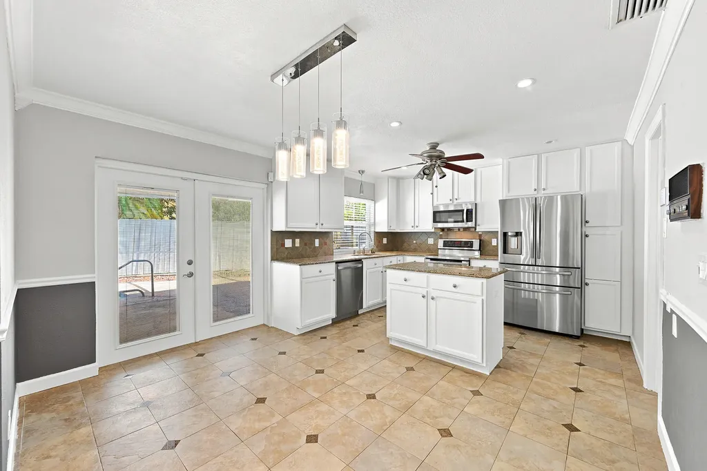 5831 NW 56th Place Tamarac FL 33319