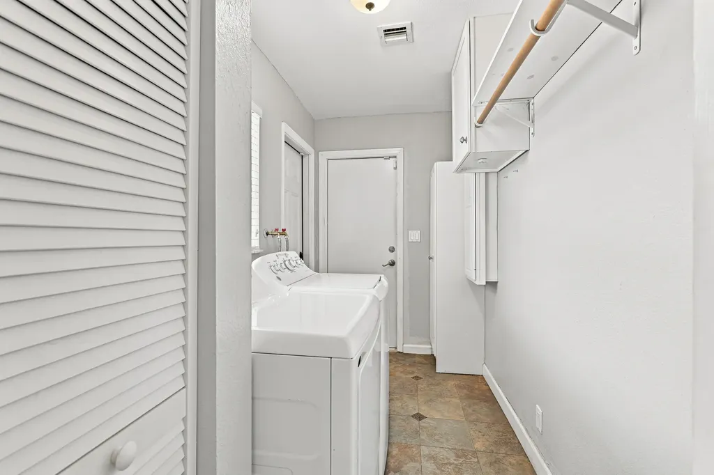 5831 NW 56th Place Tamarac FL 33319