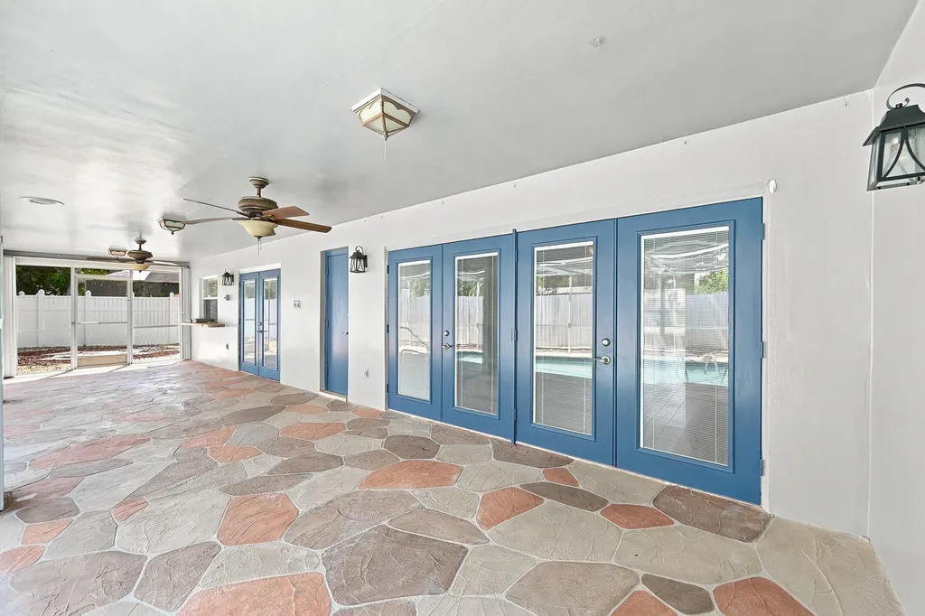 5831 NW 56th Place Tamarac FL 33319