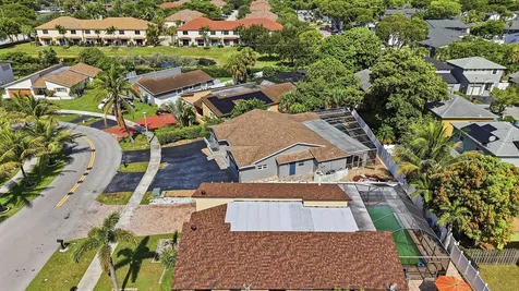 5831 NW 56th Place Tamarac FL 33319